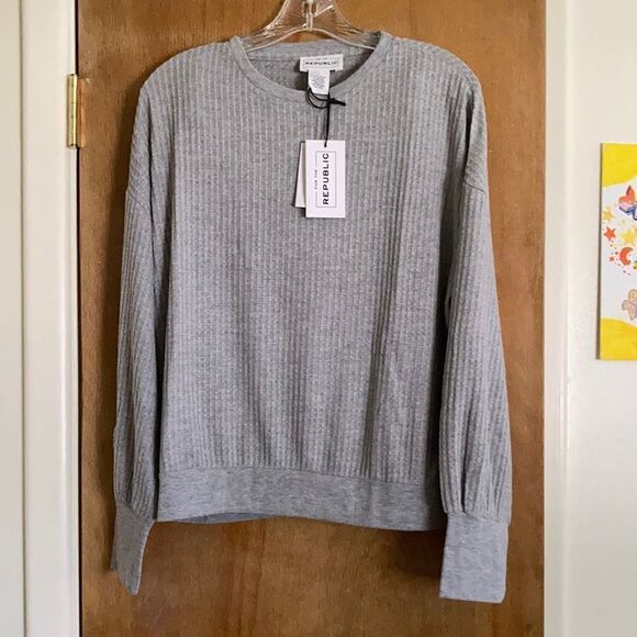 For the Republic waffle Crew Neck Puffer Sleeves - Picture 1 of 8